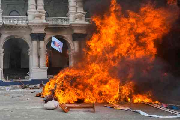 Nepal cartaz do 1o min Khadga Prasad Oli 9-9-2025